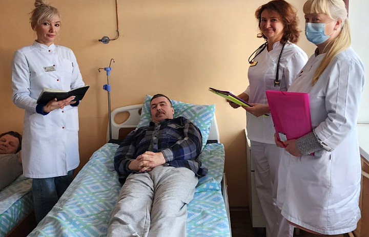 Для того чтобы не оказаться на больничной койке отделения кардиологии нужно постараться!