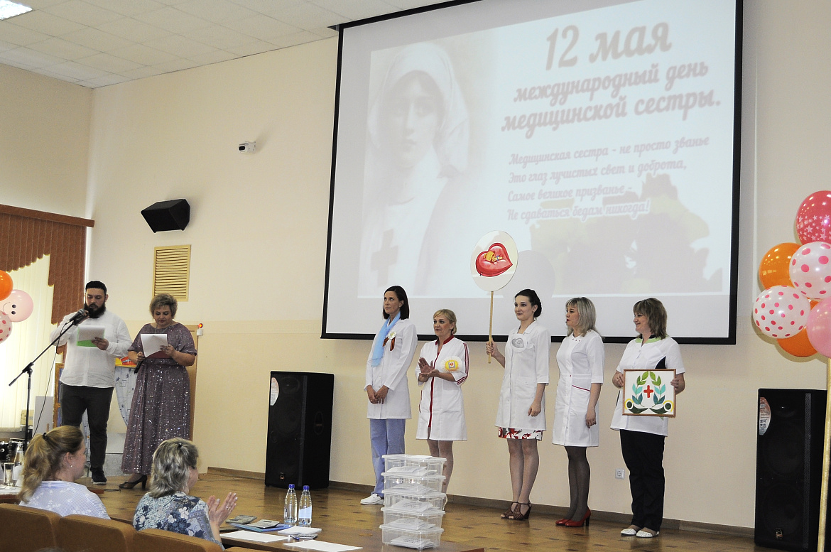 Конкурс "А ну-ка, сестрички!"