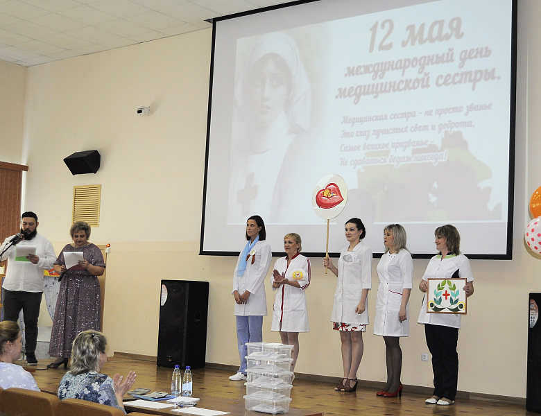 Конкурс "А ну-ка, сестрички!"